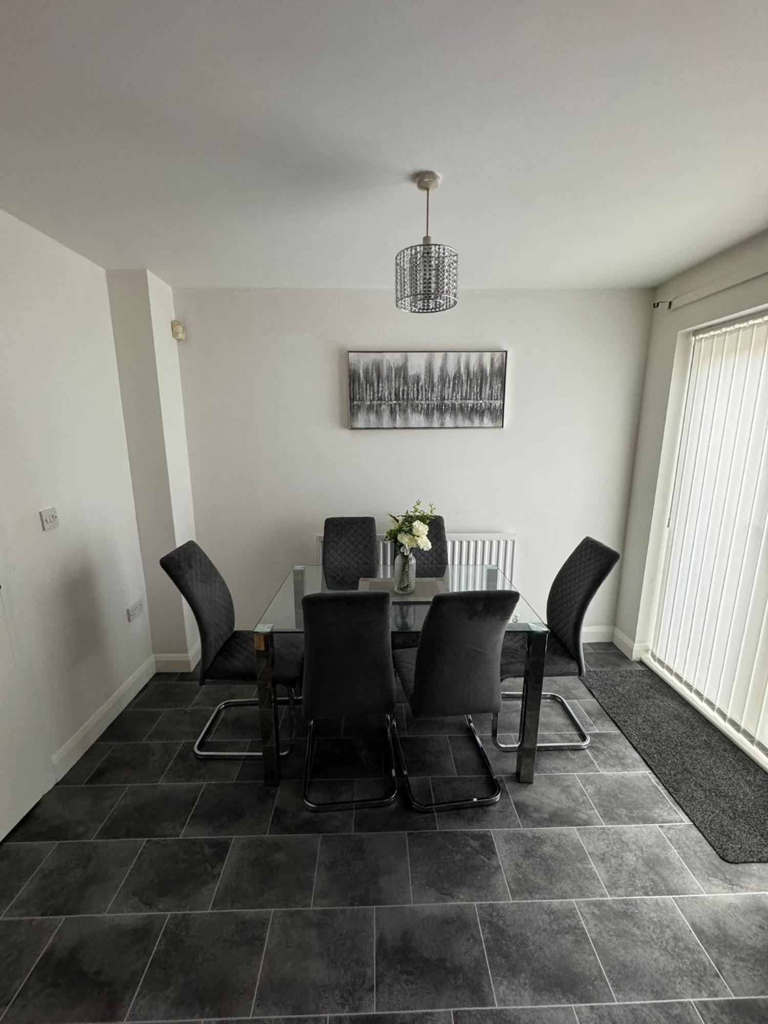 Home Sleeps5-Netflix-Parking-Near City Centre-Etihad-Coop Live Manchester Exterior photo
