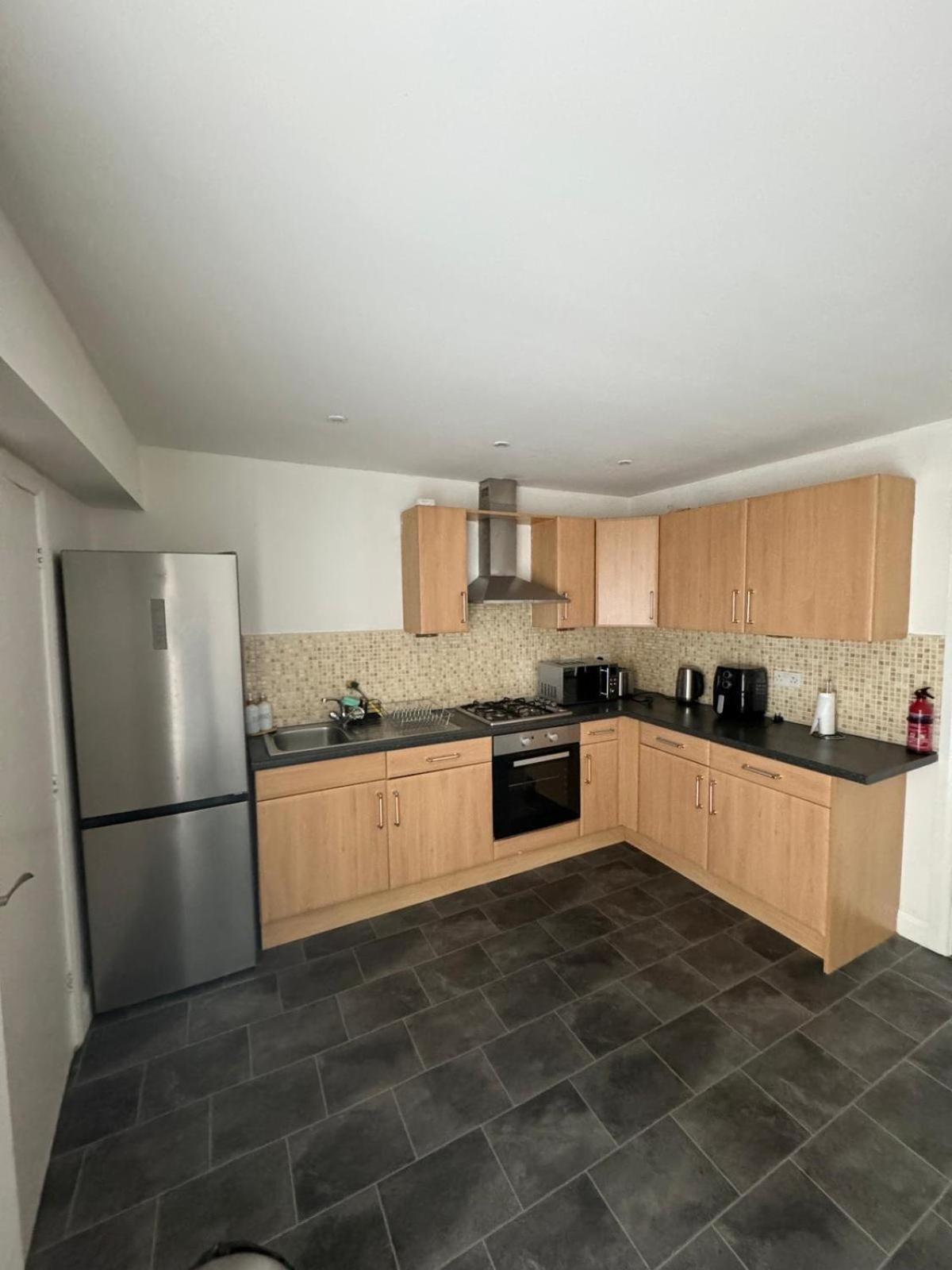 Home Sleeps5-Netflix-Parking-Near City Centre-Etihad-Coop Live Manchester Exterior photo